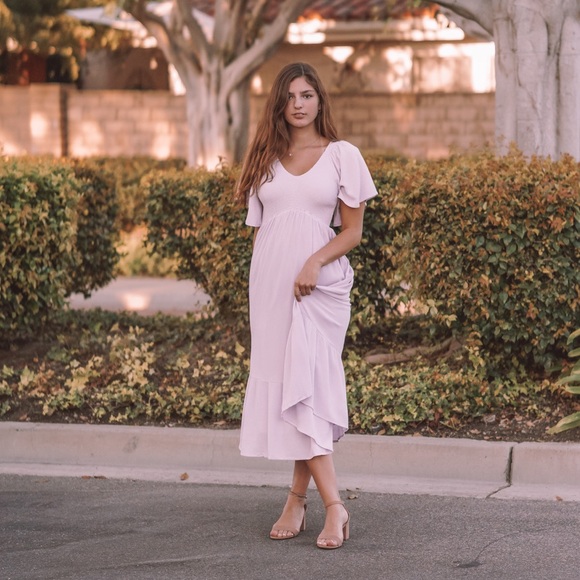 ✨The Paige Flutter Sleeve Smocked Midi Dress - Picture 4 of 9